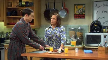Audenaerde Petre Devos Robot Advertisement Poster de Sheldon Cooper (Jim Parsons) como se ve en The Big Bang Theory S05E06