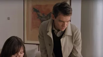 The trench coat of Chris Wilton (Jonathan Rhys-Meyers) in Match Point