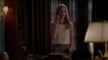 the top of Shelby wyatt (Johanna Braddy) in quantico