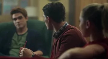 Twizzlers des bonbons à la Fraise mangé par Kevin Keller (Casey Scott) à Riverdale