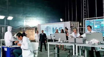 La pantalla de Lenovo vista en el laboratorio secreto en Transformers 4