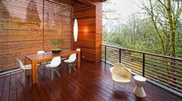 The white chair on the terrace of the family Cullen in Twilight, chapter 4 : Revelation Part 1