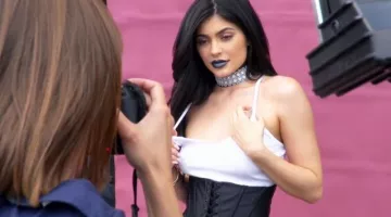 The collar of Kylie Jenner in Keeping Up with the Kardashians