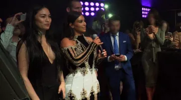 The dress by Balmain Kim Kardashian in Keeping up with the Kardashians