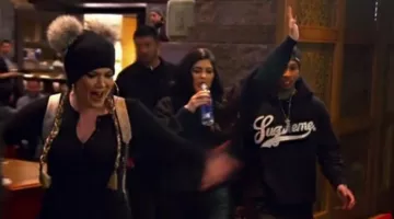 The backpack Chanel of Khloé Kardashian in Keeping Up With The Kardashian