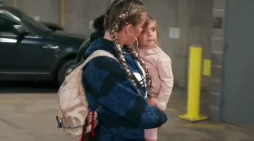 The hoodie Adidas Khloé Kardashian in Keeping up with the Kardashians