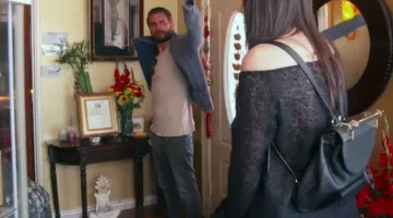 The bag M2Malleti/Umany Europe S. L. of Kendal Jenner in Keeping up with the Kardashians