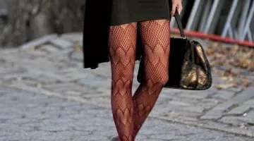 De Serena (Blake Lively) bourgogne collants dans Gossip Girl