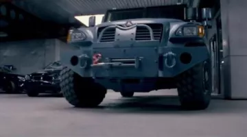 The In­ter­na­tio­nal MXT-MV in Fast and Furious 6