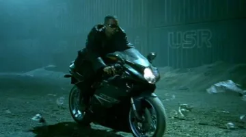 F4 MV Agusta Motocicleta conducida por Del Spooner (Will Smith) como se ve en I, Robot
