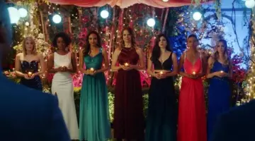 La robe de Yael (Monica Barbaro) dans UnReal S02E05