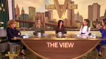 Birdies Lefty's Right Mind worn by Joy Behar as seen in The View on November 1, 2024