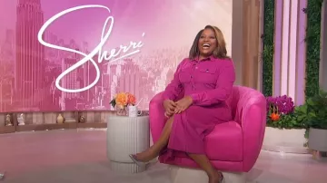 Robe-chemise Loft Corduroy Midi Pocket portée par Sherri Shepherd comme on le voit à Sherri le 6 novembre 2024