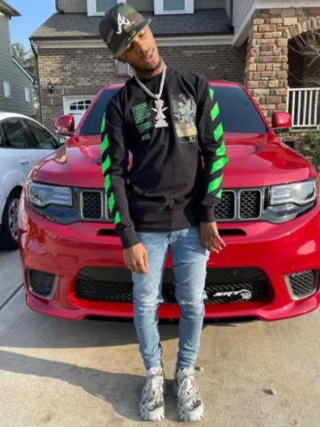 Off White Black & Green Pascal Painting Long Sleeve T Shirt worn by Toosii on the Instagram account @toosii