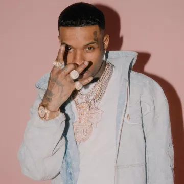 Audemars Piguet Rose Gold & White Royal Oak Chronograph worn by Tory Lanez on the Instagram account @torylanez