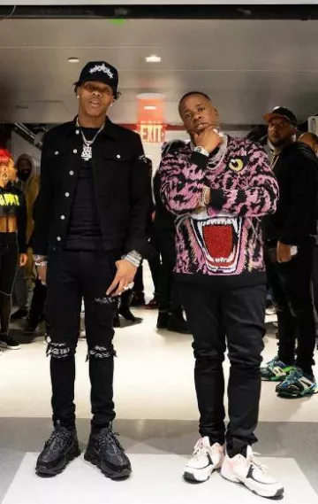 Gicci Pink & Black Tiger Sweater worn by Yo Gotti on the Instagram account @yogotti1_fans