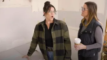 BB Dakota Eldridge Buffalo Plaid Coat- Olive Green/Black worn by Lyndsay Lamb as seen in Unsellable Houses (S05E04)