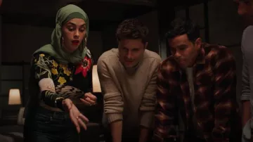 Chemise à manches longues en flanelle Volcom Netastone portée par Mateo Chavez (Julian Works) comme on le voit dans 9-1-1 : Lone Star (S05E04)