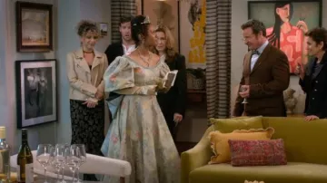 Ba&sh Rita Skirt worn by Eve (Jess Salgueiro) as seen in Frasier (S02E09)