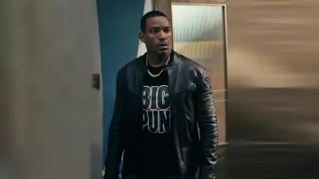 Outfits of The Boys TV series: M.M. AKA Mother's Milk (Laz Alon­so) wears Big Pun T-Shirt in season 4, episode 4