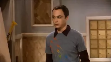Tee-shirts from The Big Bang Theory: Sheldon Cooper (Jim Parsons) wears Rainbow Bolts T-Shirt by Aviator Nation in season 1, episode 2