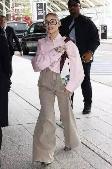 Gucci Oversized Hexagon Sunglasses worn by Ariana Grande at Sydney Airport on November 6, 2024