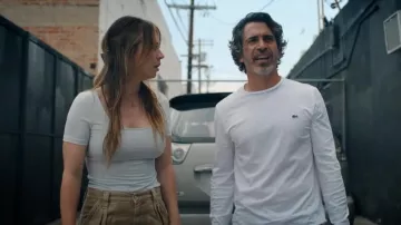 L'Agence Alva Top worn by Ava Bartlett (Kaley Cuoco) as seen in Based on a True Story (S02E07)