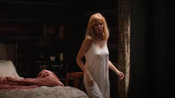The White Company Floral-Print Lace-Embroidered Stretch-Jersey Nightie worn by Beth Dutton (Kelly Reilly) as seen in Yellowstone (S05E10)