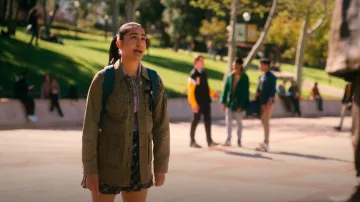 Cinq A Sept Canyon Chaqueta usada por Bela Malhotra (Amrit Kaur) como se ve en The Sex Lives of College Girls (T03E01)