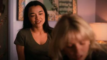 Madewell Whisper V-Neck T-Shirt worn by Alicia (Midori Francis) as seen in The Sex Lives of College Girls (S03E01)