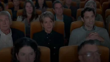 Veronica Beard Miller Dickey Jacket worn by Dr. Julie Baram (Wendie Malick) as seen in Shrinking (S02E05)