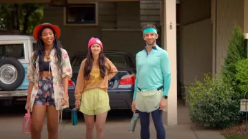 CamelBak Eddy + Tritan Water Bottle used by Tia (Lilan Bowden) as seen in Shrinking (S02E08)