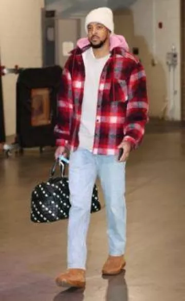 Bottega Veneta Caramel Brown Suede Snap Boots worn by CJ McCollum on the Instagram account @memgrizz