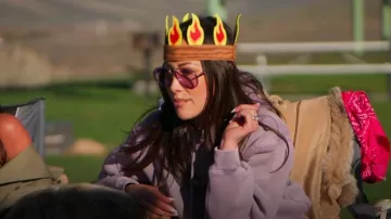 Sweat à capuche Alexander Wang Essential en Acid Pink Lavender porté par Angie Katsanevas comme on le voit dans The Real Housewives of Salt Lake City (S05E11)