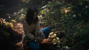 John + Jenn Franco Cardigan worn by Madison McMillion (Rachel Colwell) as seen in Tracker (S02E05)