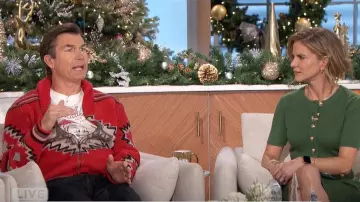 Cardigan Faherty Steven Paul Judd Thunderbird porté par Jerry O’Connell comme on le voit dans The Talk le 3 décembre 2024