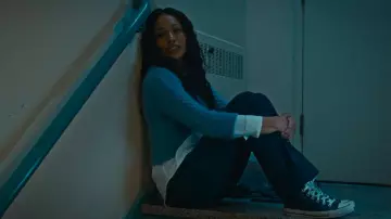 Baskets Converse High des années 70 portées par Annie Grover (Savannah Lee Smith) comme on le voit dans Cruel Intentions (S01E06)