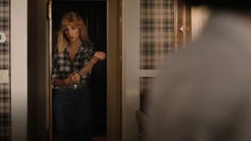 Rails Highland Skirt in Vintage Sapphire worn by Beth Dutton (Kelly Reilly) as seen in Yellowstone (S05E12)