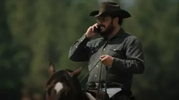 Wrangler Retro® Men's L/S Washed Black Premium Shirt worn by Rip Wheeler (Cole Hauser) as seen in Yellowstone (S05E12)