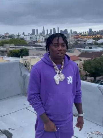 Pantalon de survêtement Amiri Purple & White MA porté par Fredo Bang sur le compte Instagram @fredobang