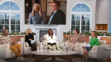 Nike Air Jordan 1 Mid SE Taupe Haze Sneakers worn by Akbar Gbaja-Biamila as seen in The Talk on December 6, 2024