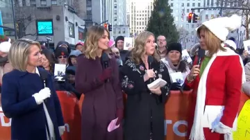 Bcbgmaxazria Notch Collar Single Breasted Riding Coat worn by Hoda Kotb as seen in Today on December 4, 2024