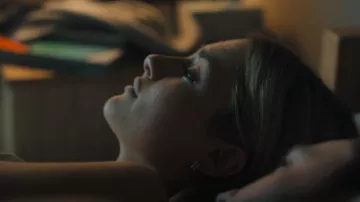 Tiffany & Co Sterling Silver Atlas Roman Numeral Pierced Hoop worn by Lucy Albright (Grace Van Patten) as seen in Tell Me Lies (S02E08)