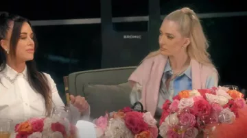 Simkhai Minivestido cruzado de seda Larson Lanie para mujer usado por Erika Girardi como se ve en The Real Housewives of Beverly Hills (T14E04)