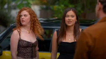 Mondo Mondo Tropicana Necklace In Gold worn by Summer (Rachel Stubington) as seen in Shrinking (S02E10)