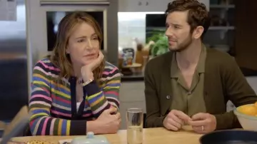 Outfits of Shrinking: Liz (Christa Miller) wears Rainbow Striped Cardigan in season 2, episode 10