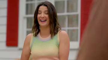 Shrinking Looks: Cobie Smulders wears a multicolored top for her role as Sofi in Season 2, Episode 10