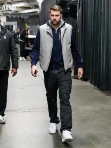 Nike Air Force 1 Low White worn by Luka Dončić on the Instagram account @dallasmavs