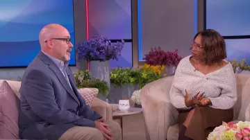 Cult Gaia Lea Twist Sweater worn by Jennifer Hudson as seen in The Jennifer Hudson Show on November 18, 2024