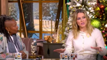 Alice + Olivia Dollie Embellished Cashmere Blend Cardigan worn by Sara Haines as seen in The View on  December 10, 2024